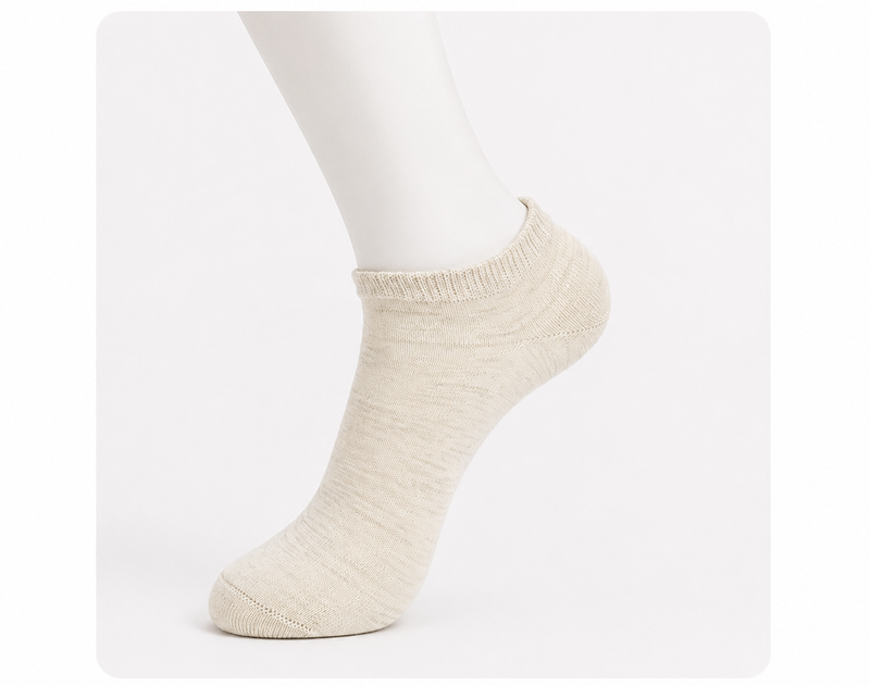 Wollsocken Sneaker-Schnitt, Mongolische Wolle, Naturweiß, von der Seite